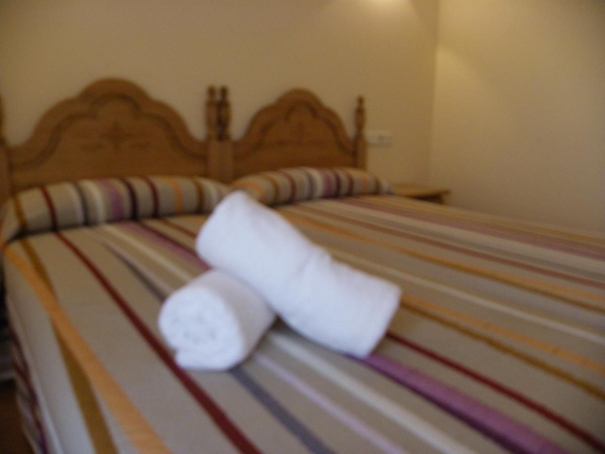 Hostal La Vega Peralejos Esterno foto